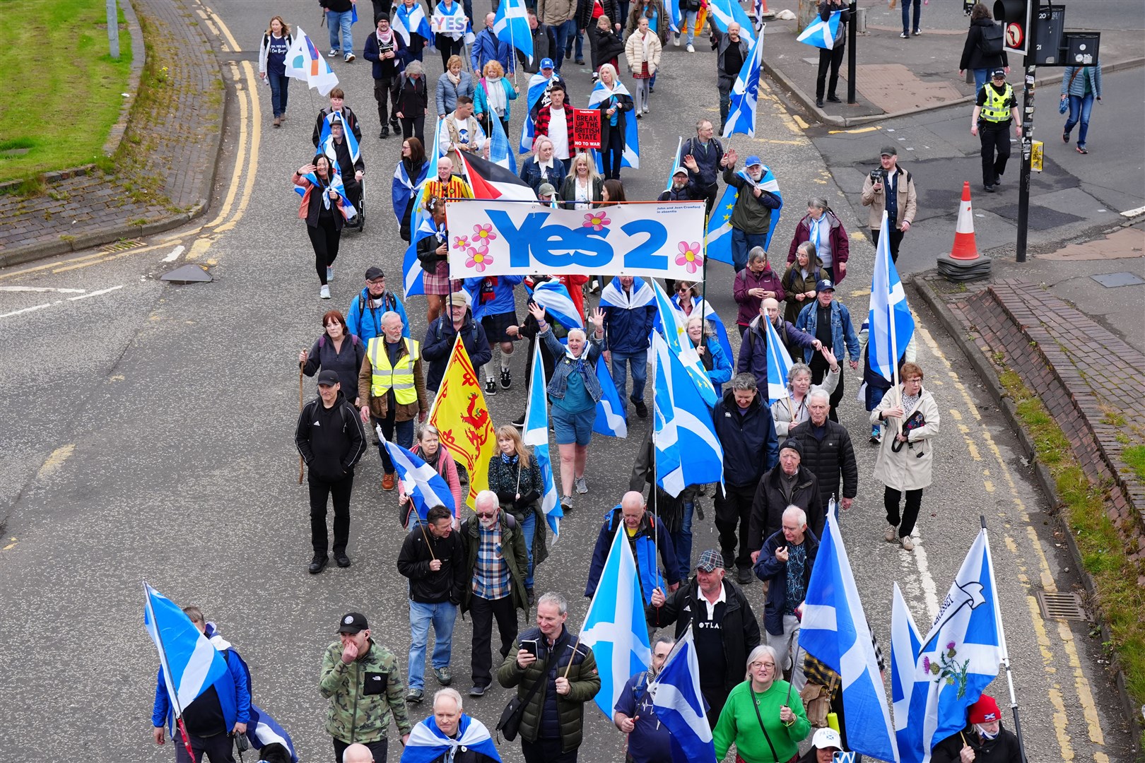 People take part in a March for Independence from Kelvingrove Park to Glasgow Green (Jane Barlow/PA)