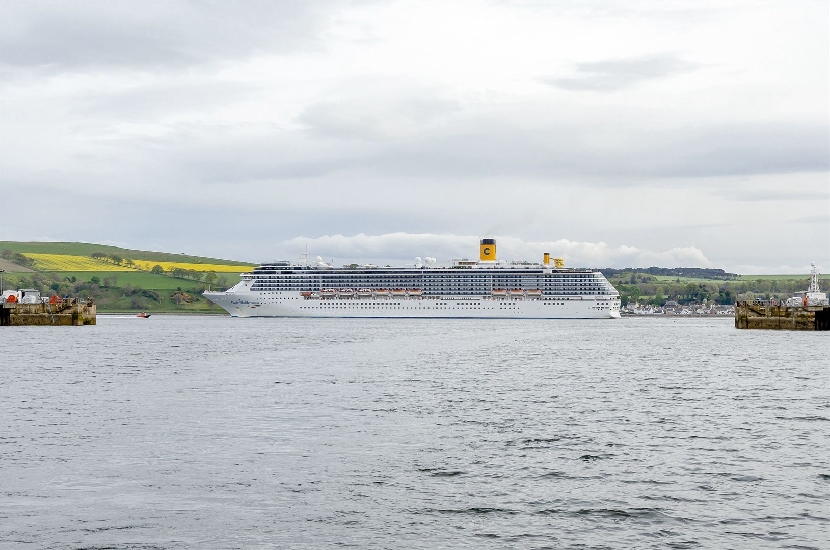 MV Costa Mediterranea visiting the Cromarty Firth in 2019. Image by: Malcolm McCurrach | © Malcolm McCurrach 2019 New Wave Images UK.
