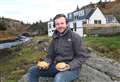 More than 1000 people apply for Highland pie shop post