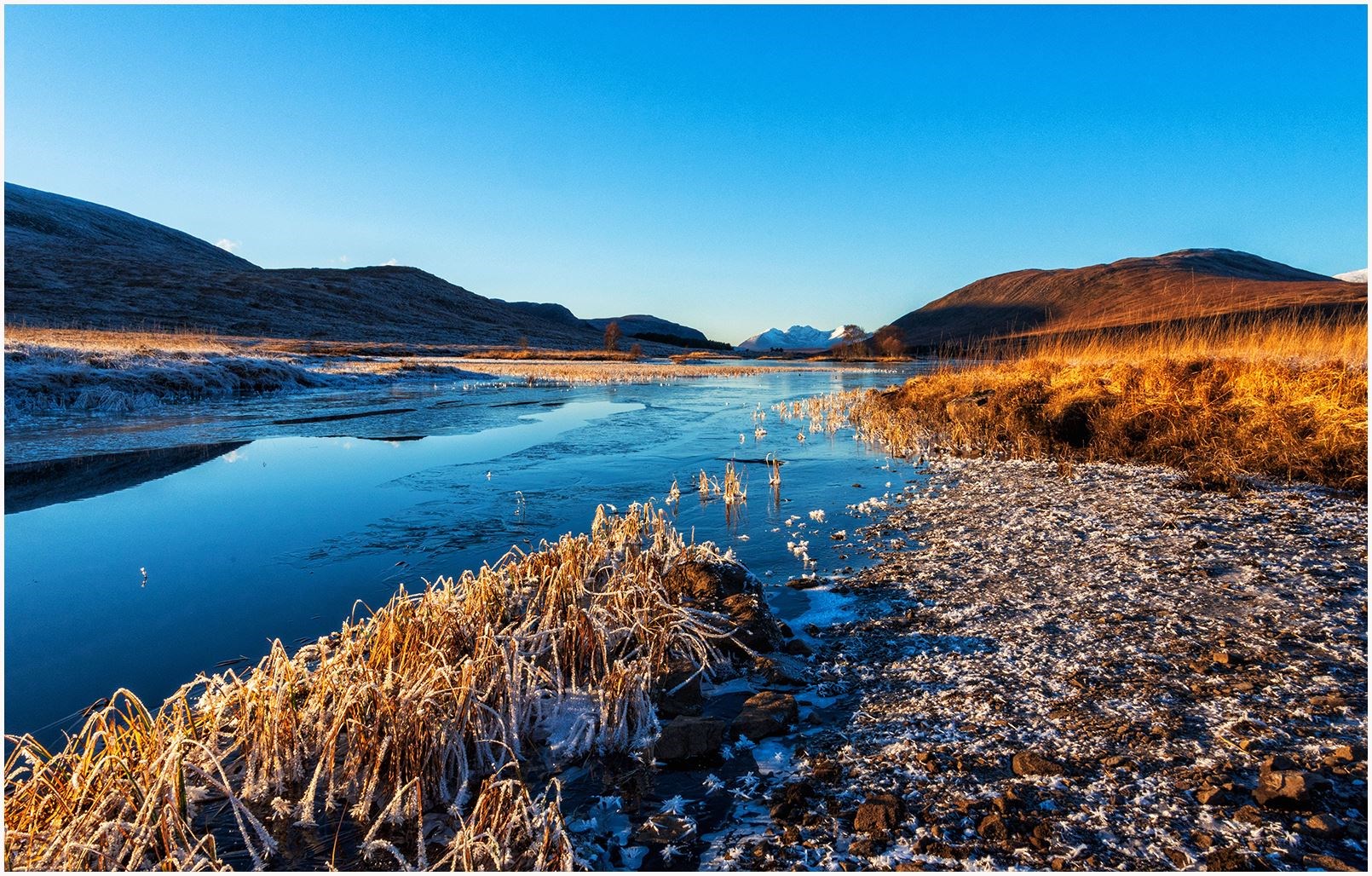 Linda Ross captured the recent cold snap at Loch Droma with this stunning image.