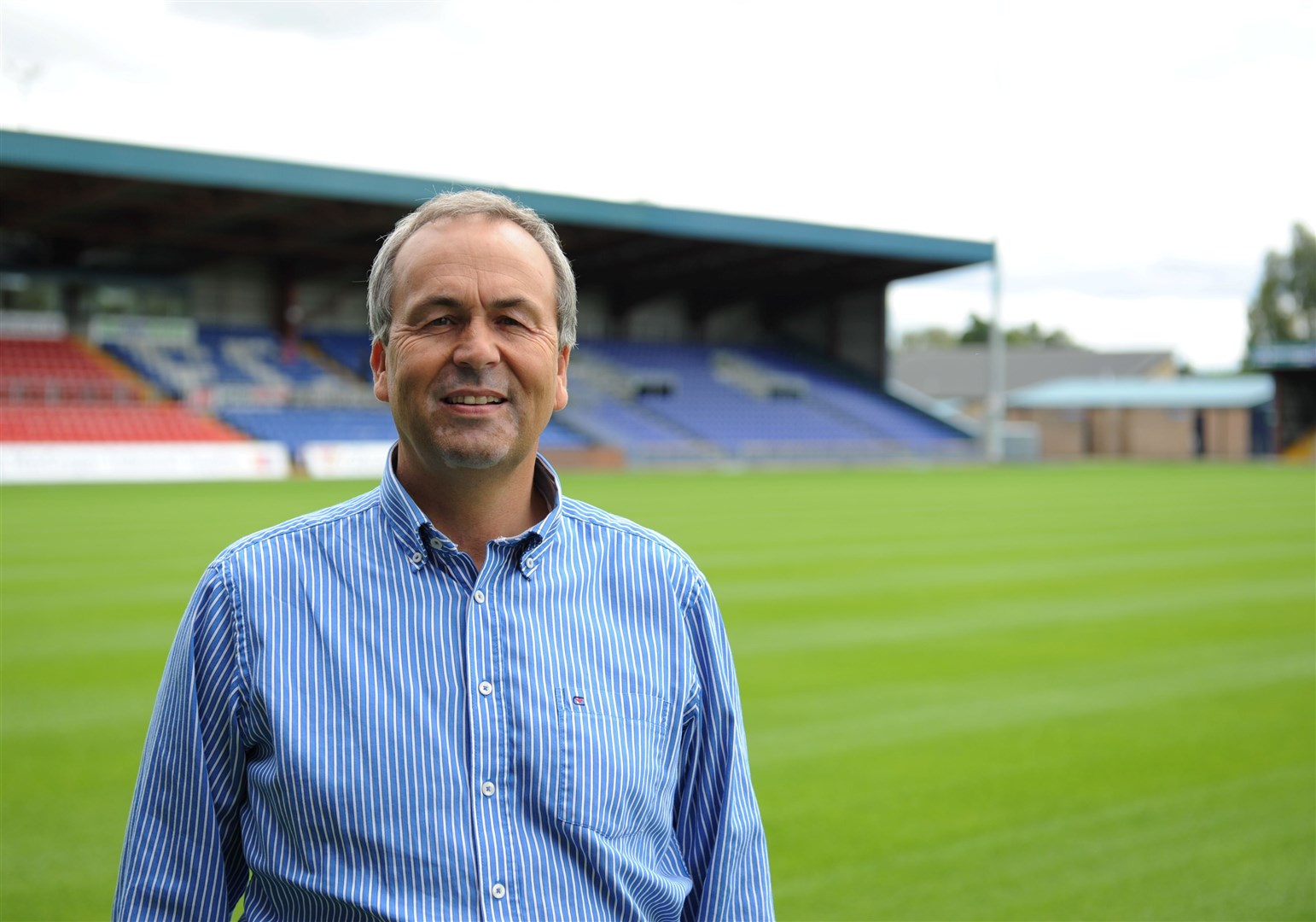 Ross County chairman Roy MacGregor was looking for established names in broadcasting to front up Ross County TV's coverage.