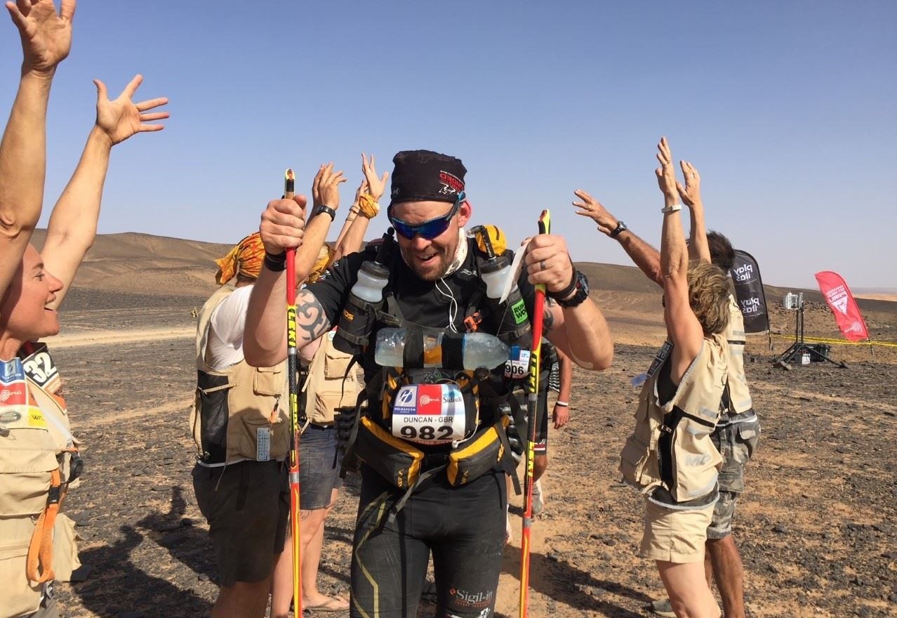 Brave Duncan Slater completing the gruelling desert run.