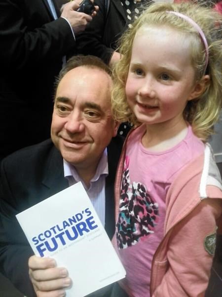 Evanton lass Amy Marshall (6) meets First Minister Alex Salmond during his visit to the Highland capital.