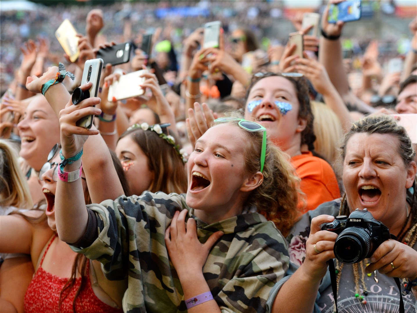 Fans enjoying the performance by Lewis Capaldi during 2019's Belladrum festival. Picture: Gary Anthony. Image No.044555.
