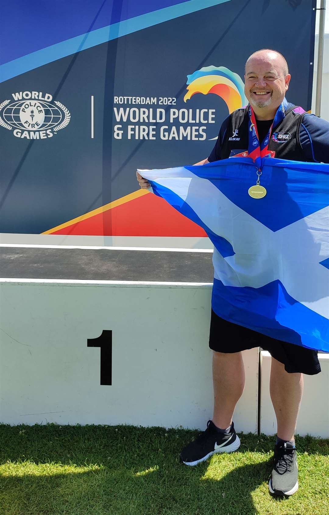 Davie Ogilvie won two silver medals and a gold at the 2022 World Police and Fire Games.
