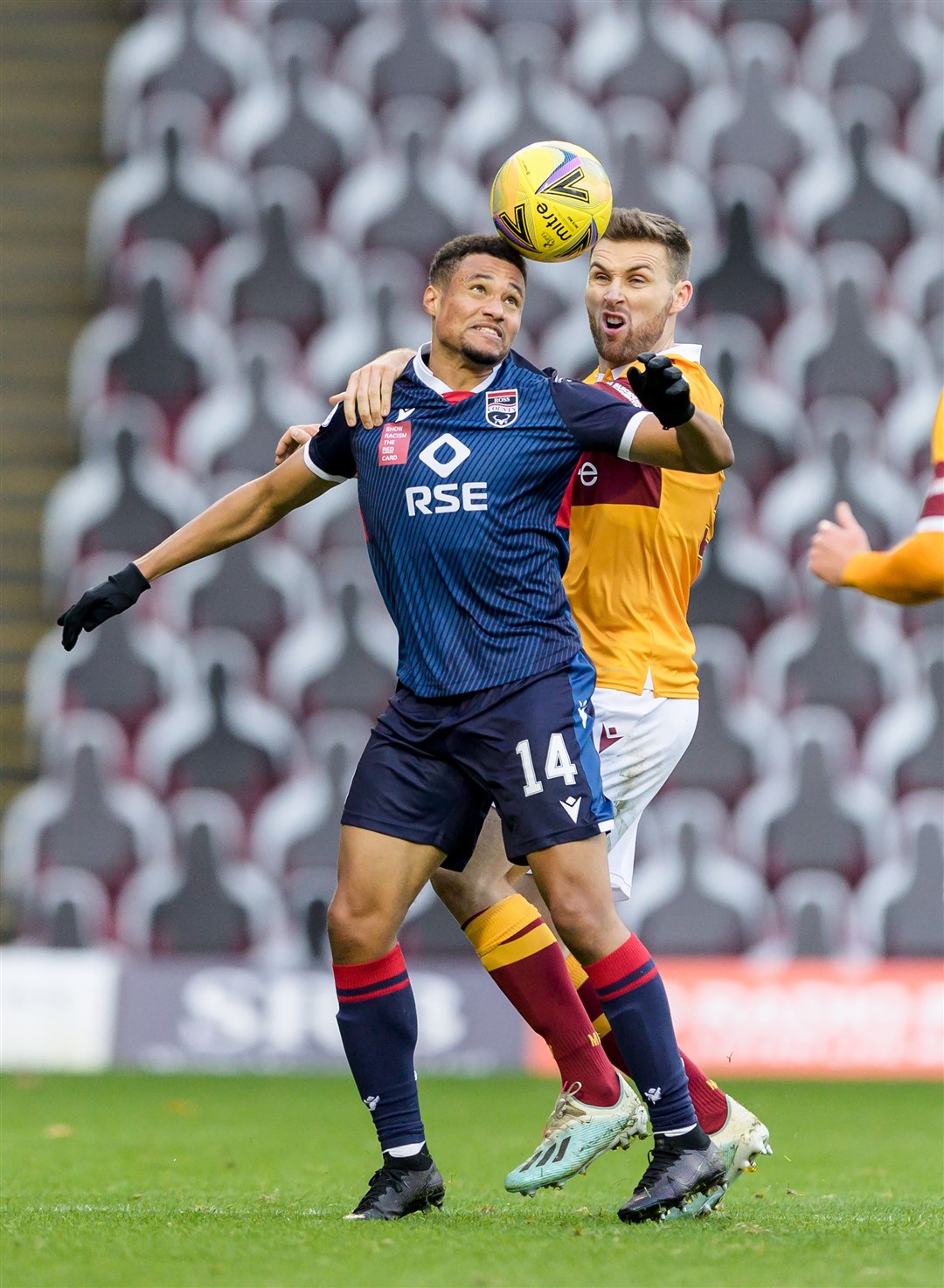 Picture - Ken Macpherson, Inverness. Motherwell(4) v Ross County(0). 24.10.19. Ross County's Jermaine Hylton holds off Motherwell's Stephen O'Donnell.