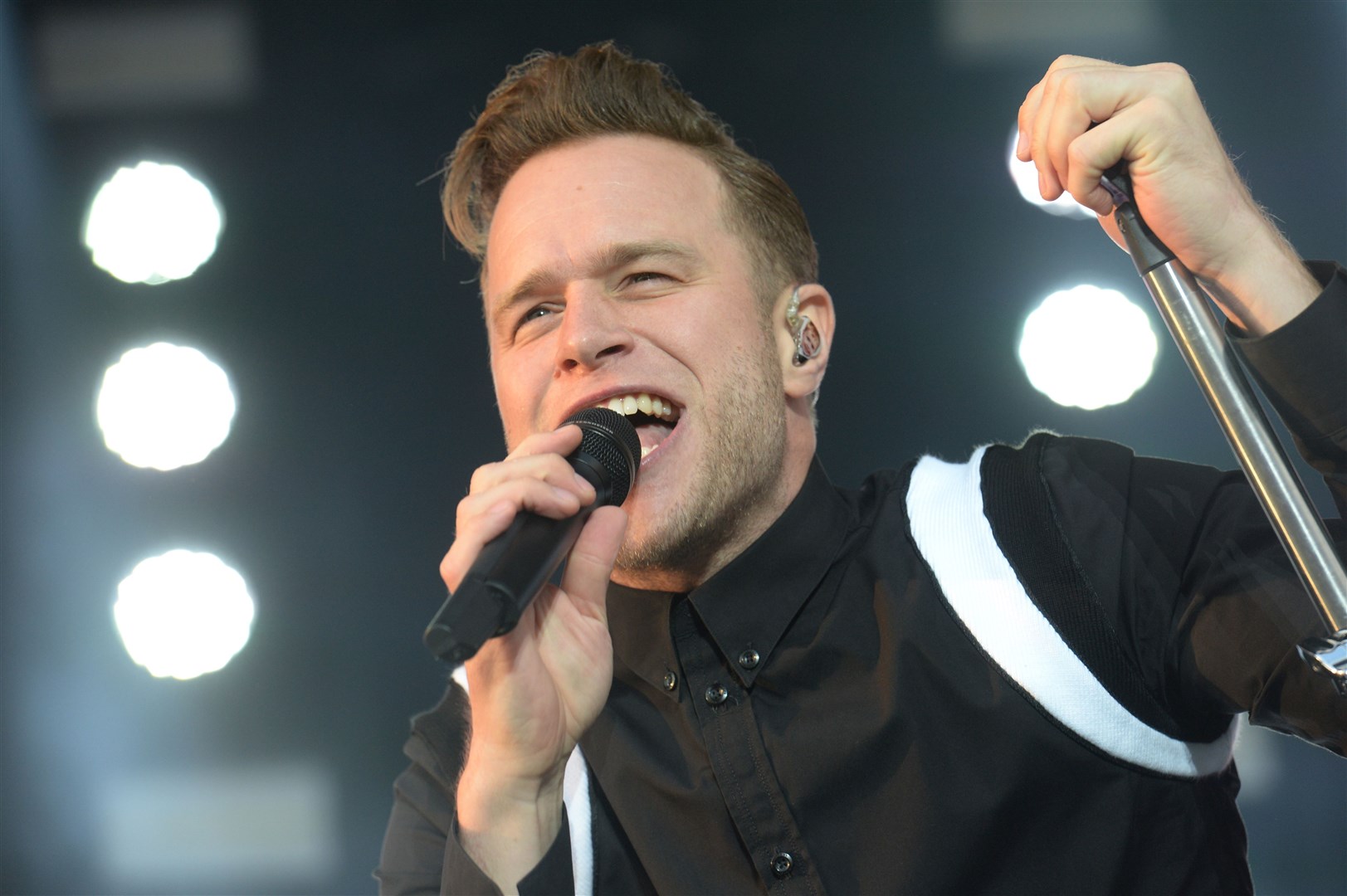 Olly Murs performing at Bught Park in 2017.