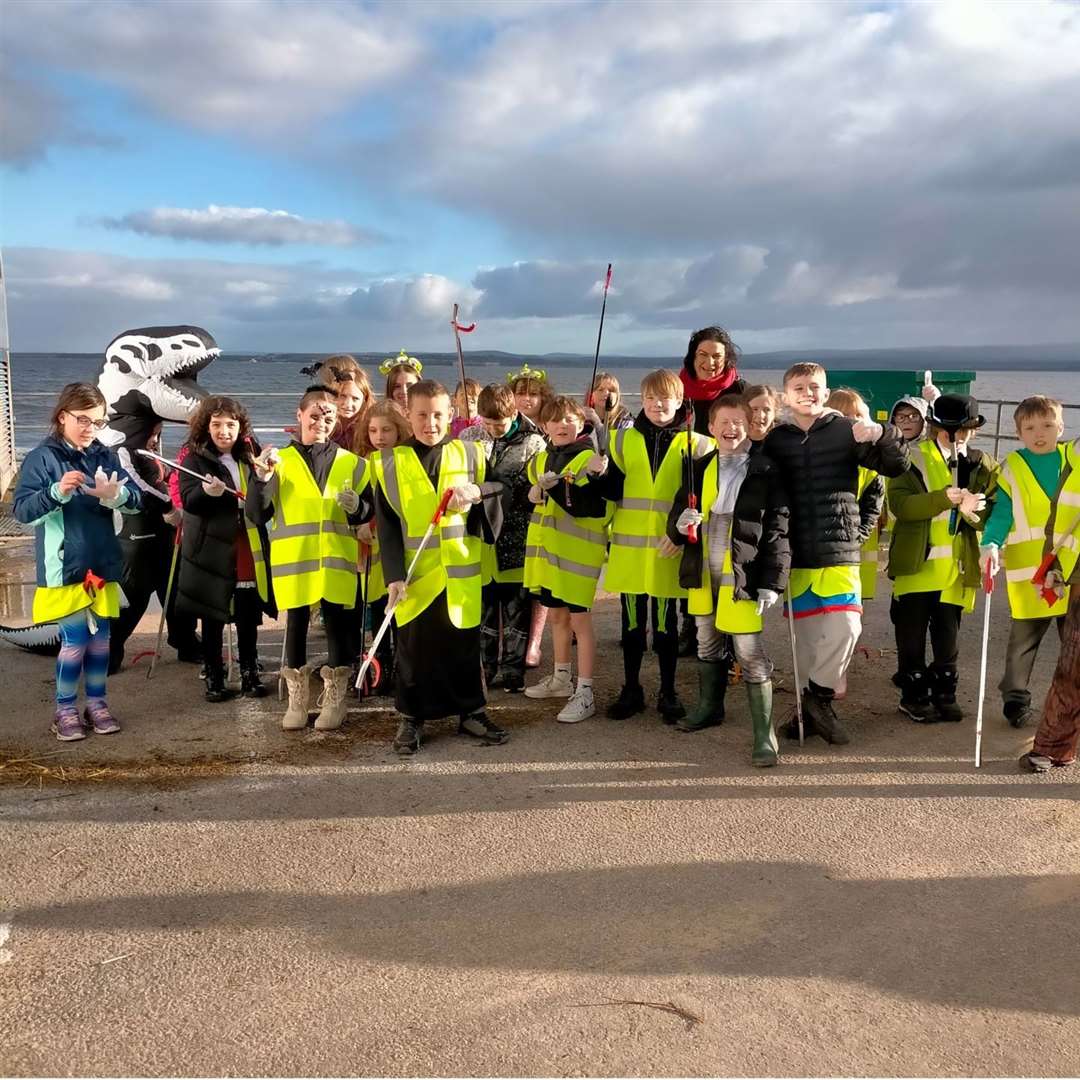 Kiltearn pupils took on a sponsored clean of a Black Isle beach.