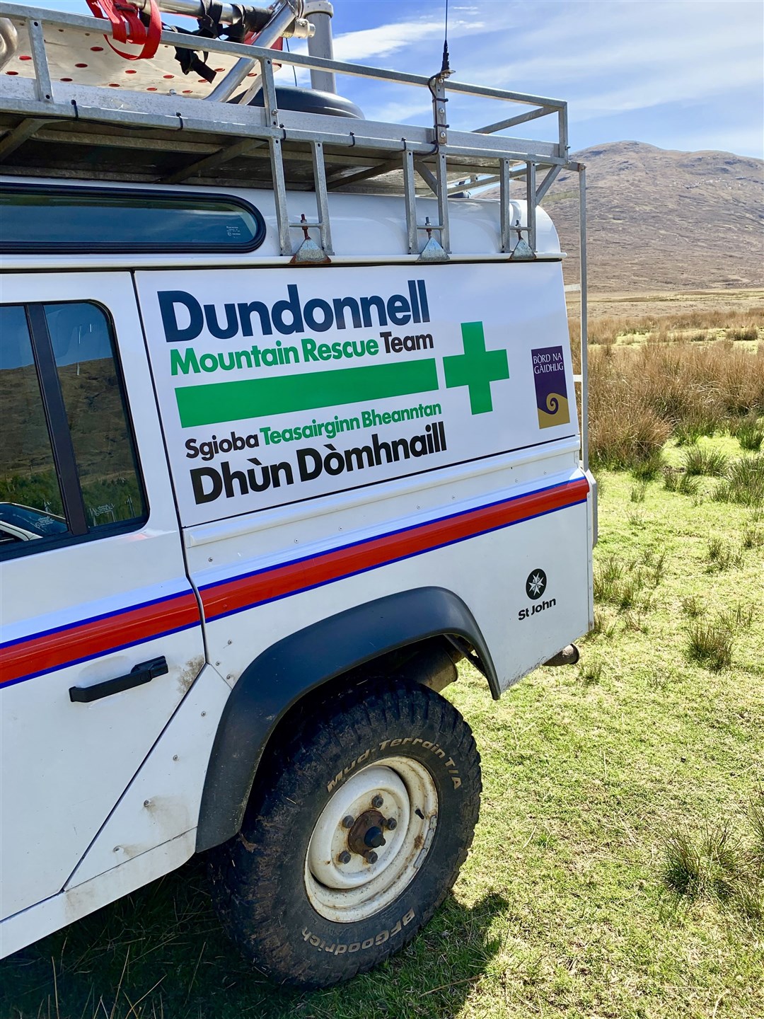 Dundonnell's Mountain Rescue Team paid tribute to hill walkers and the Coastguard for help in the incident.
