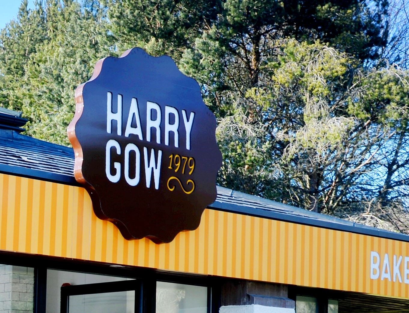 Harry Gow logo.