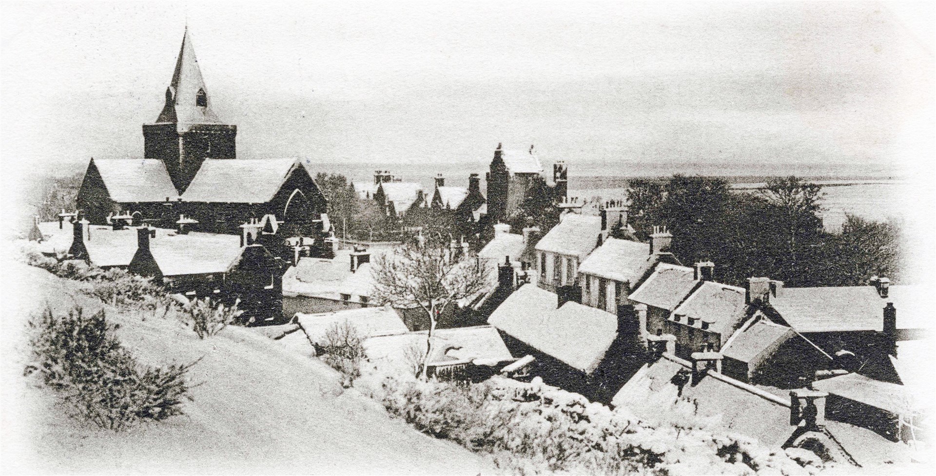 Image of snow-covered Dornoch, 1903. Image courtesy of www.ambaile.org.uk