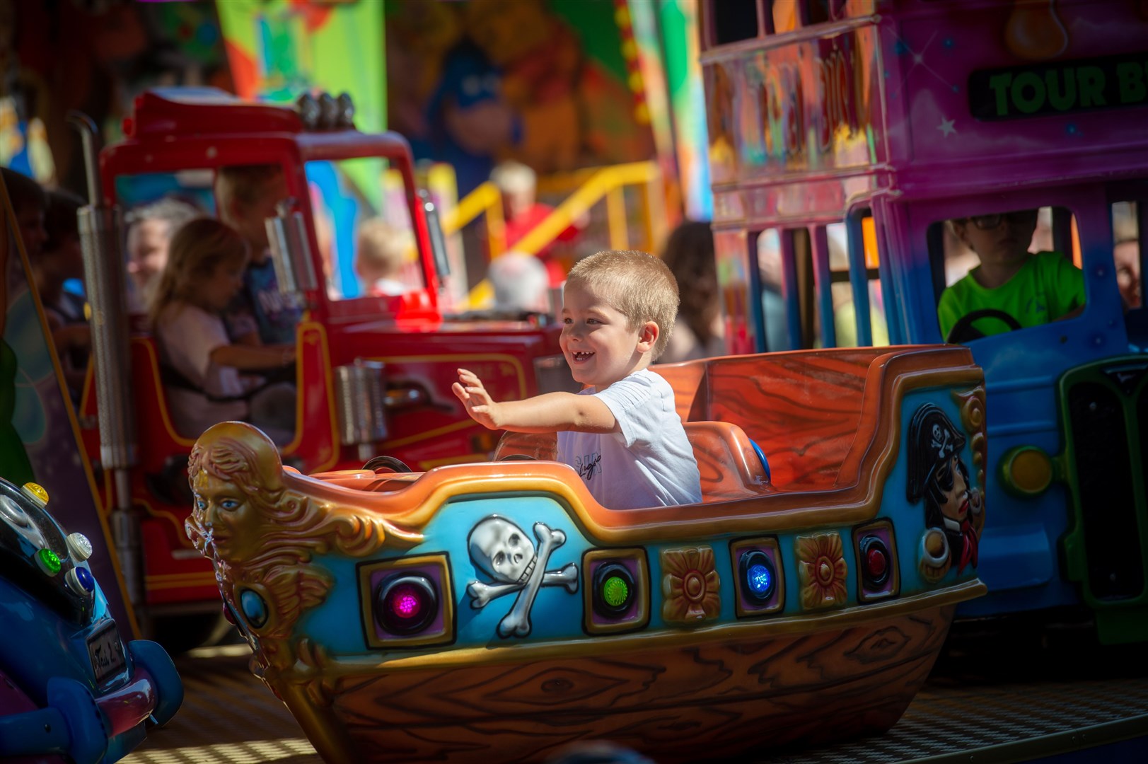 Fun fair. Picture: Callum Mackay..