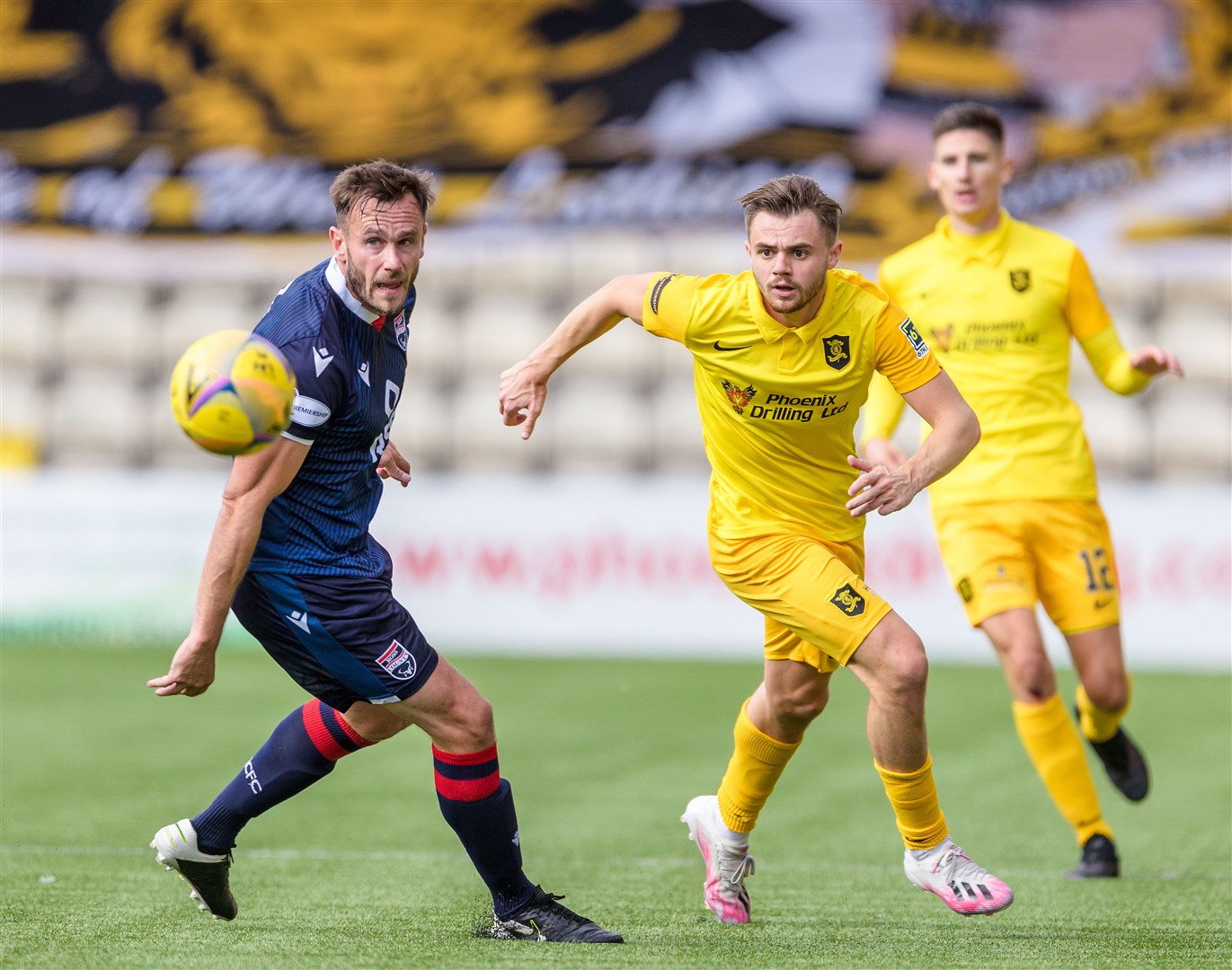 Picture - Ken Macpherson, Inverness. Livingston(1) v Ross County(0). 29.08.20. Ross County's Keith Watson tracks a run from Livingston's Alan Forrest.