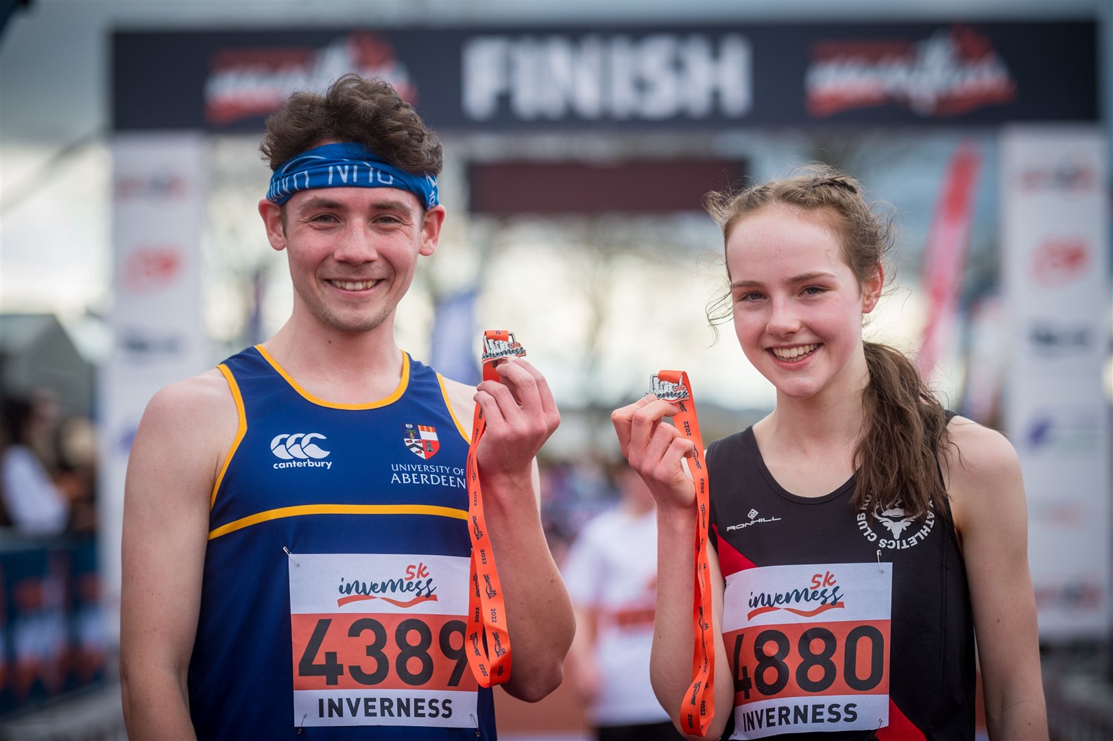 Luke Nelson of University of Aberdeen Athletics Club and Caitlyn Heggie of Ross County Athletics Club were men's and women's champions at Inverness 5K. Picture: Callum Mackay