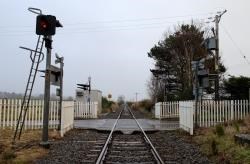 The level crossing at Delny