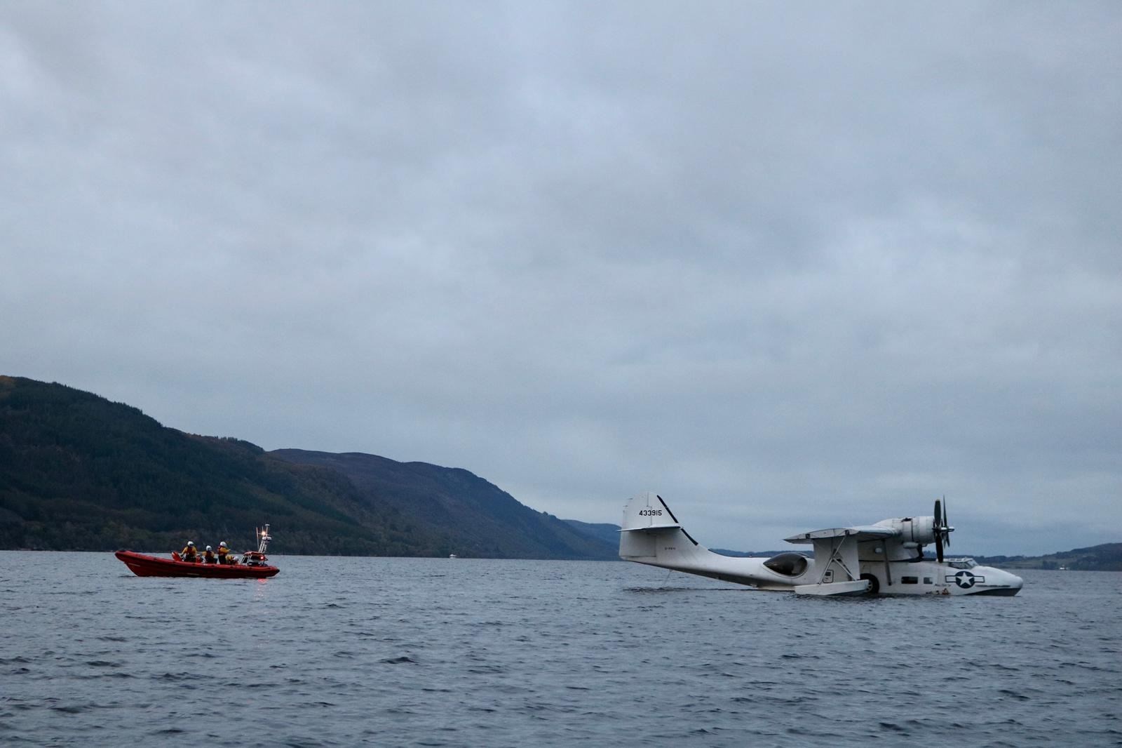 The Loch Ness RNLI crew come to the aid of the stranded seaplane and its pilot and three passengers (photo: Kirsten Dawn Ferguson)