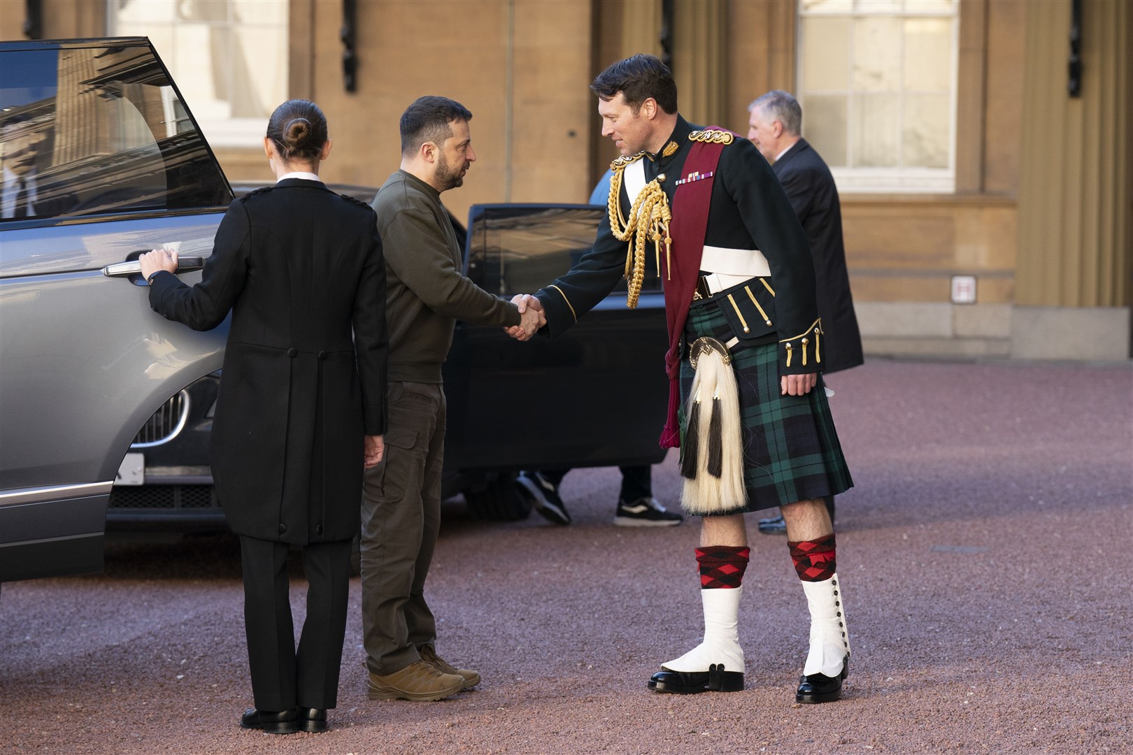 Mr Zelensky is greeted by Lieutenant Colonel Jonny Thompson, equerry to the King (Kirsty O’Connor/PA)