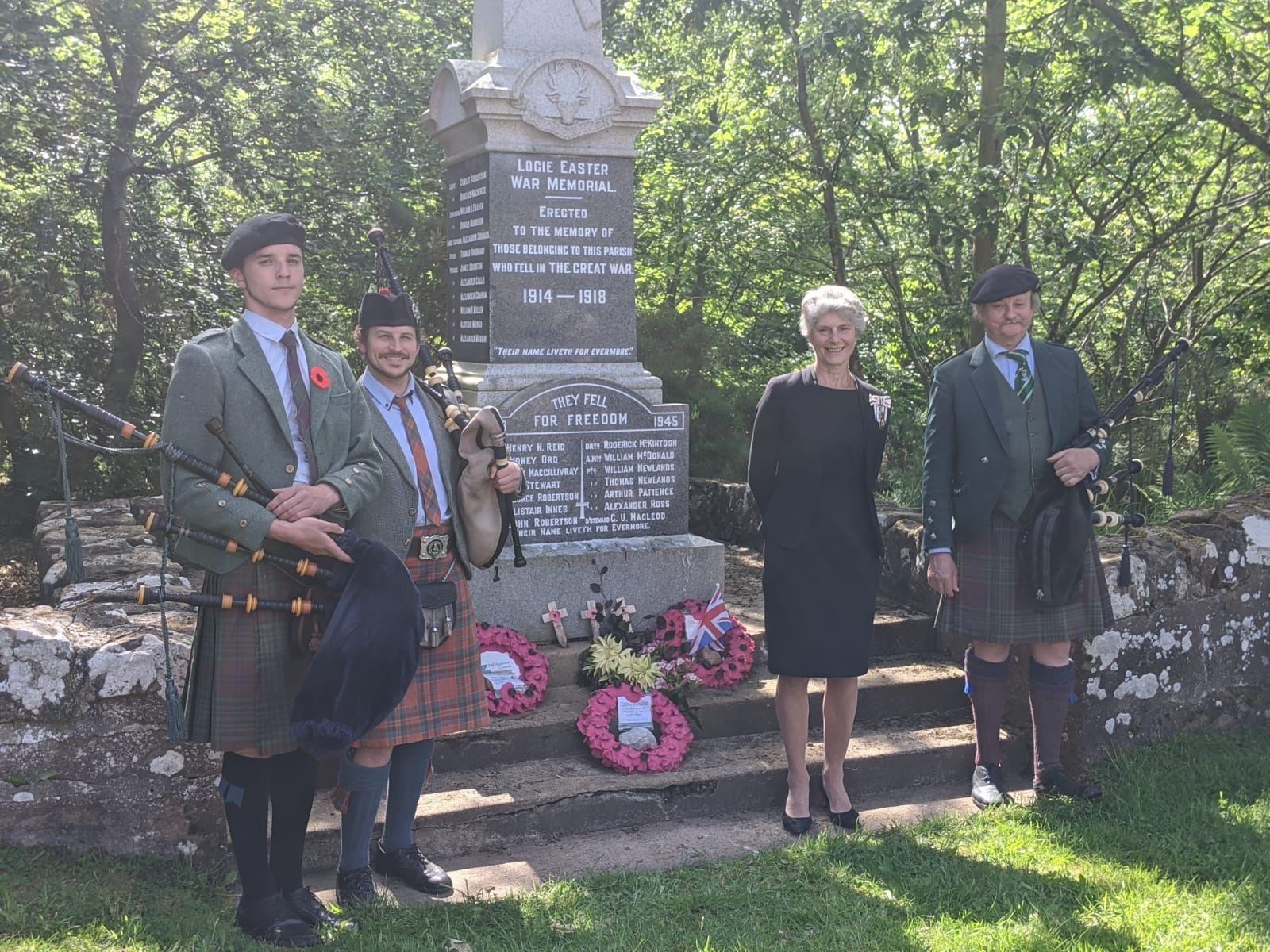 Ross-shire Lord Lieutenant Joanie Whiteford joined Duncan, Iain and Gregory MacGillivray at the Logie Memorial.