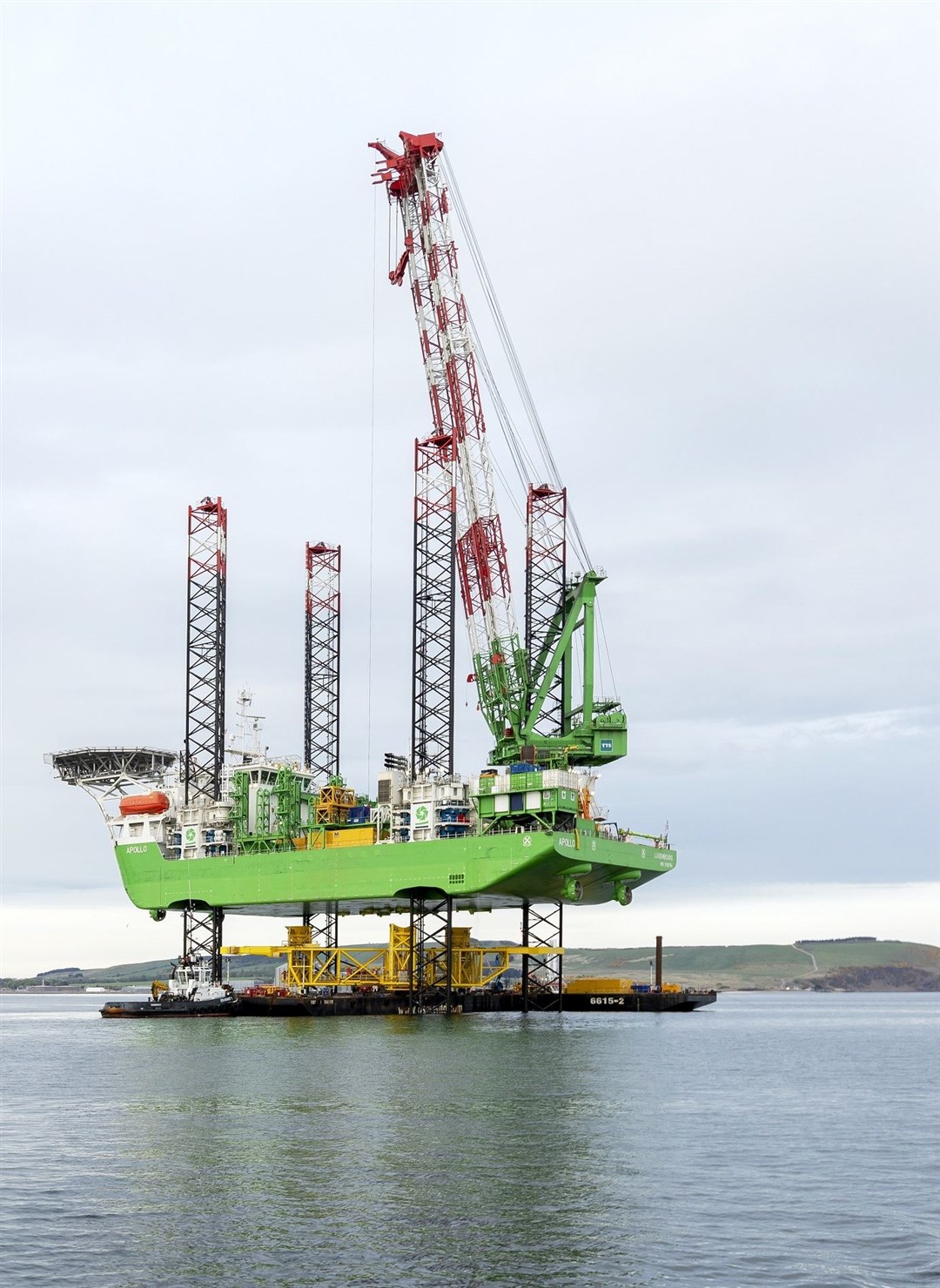 Offshore supply vessel Apollo in the Cromarty Firth . Image by: Malcolm McCurrach