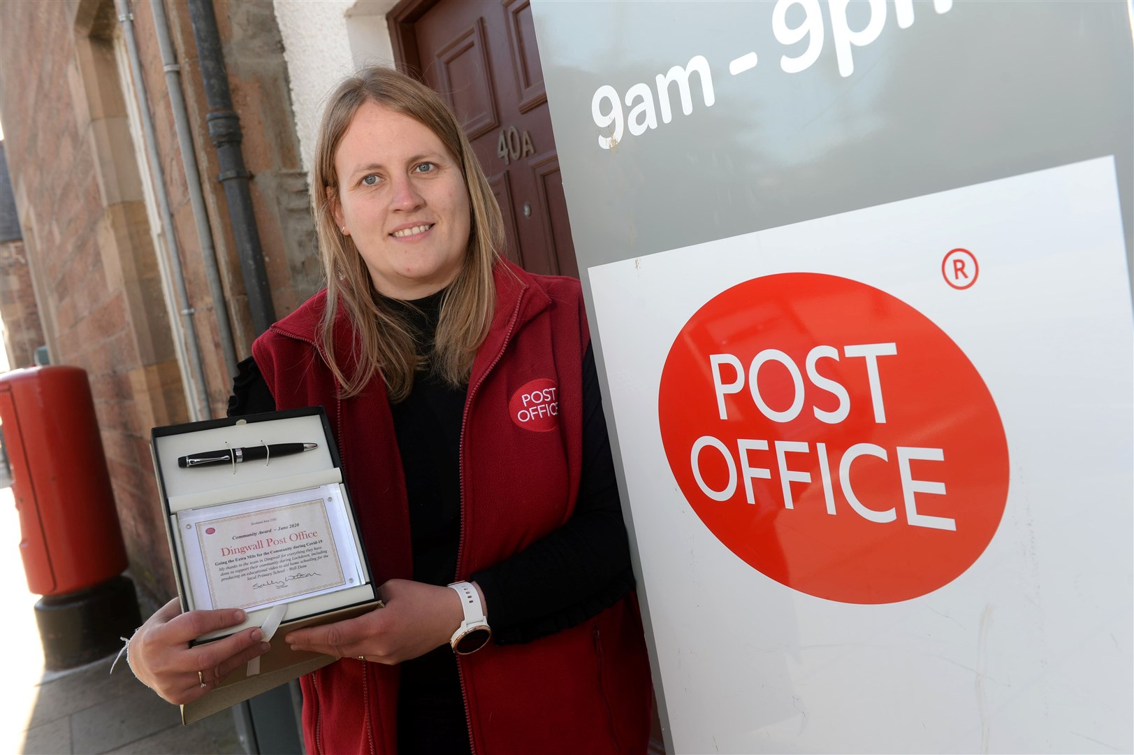 Alicen Lawrie of Dingwall Post Office has been commended for going above and beyond during the Covid-19 crisis. Picture: Callum Mackay