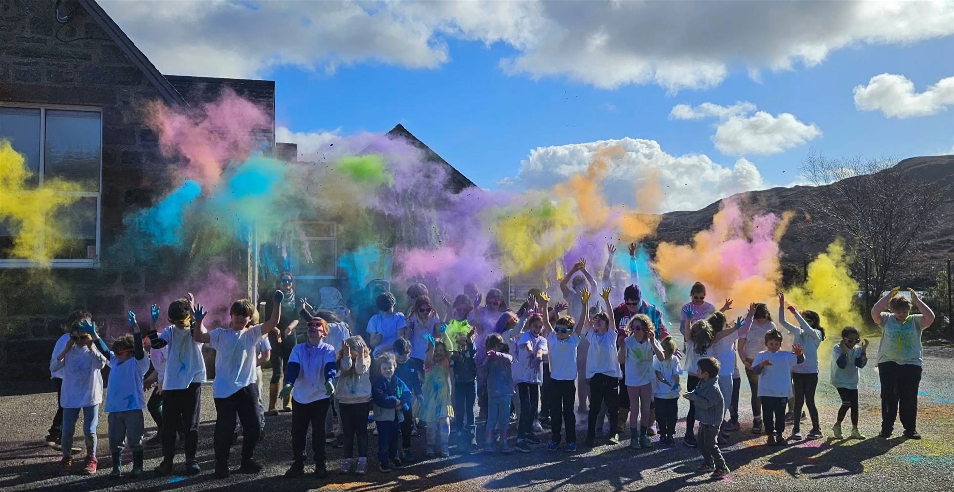 Lochinver and Achiltibuie Primary Schools colour run. Picture: HLH.