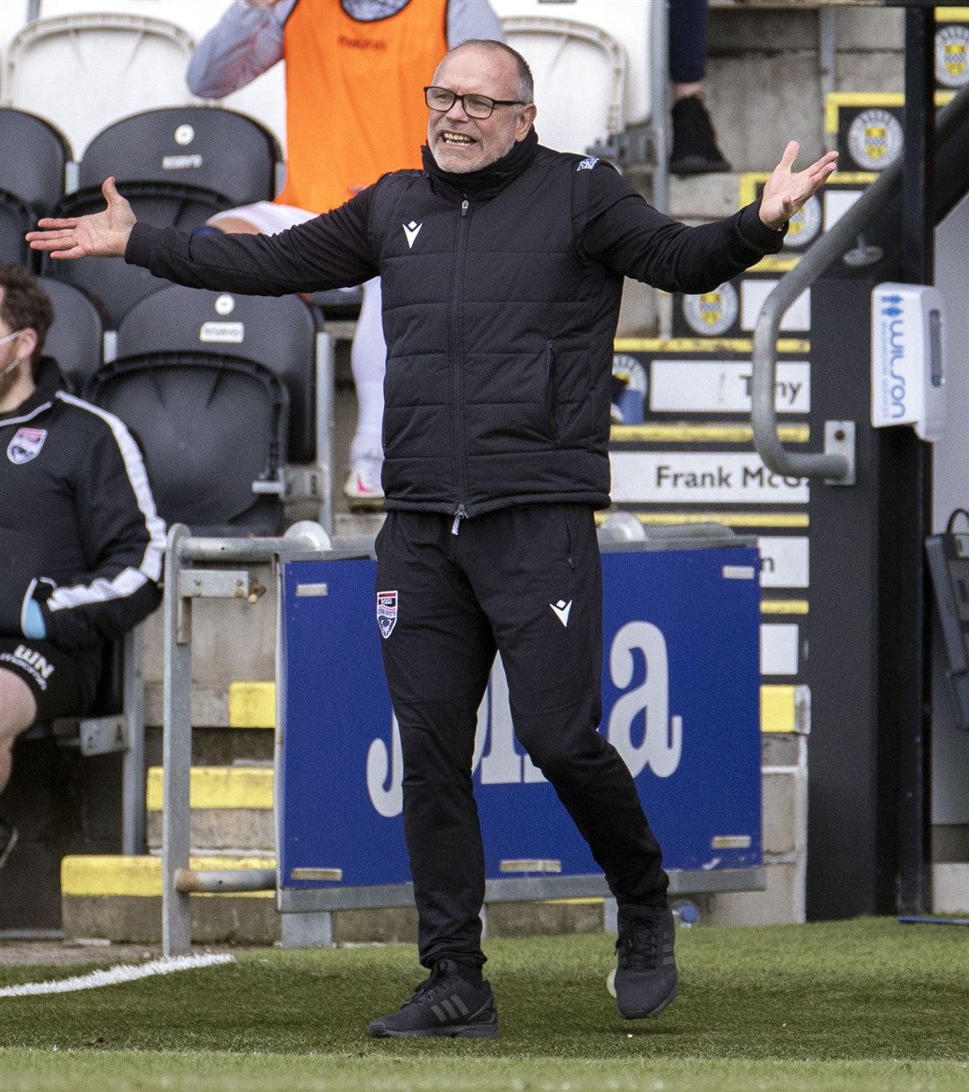 Picture - Ken Macpherson, Inverness. St.Mirren(1) v Ross County(0). 27.02.21. Ross County manager John Hughes.