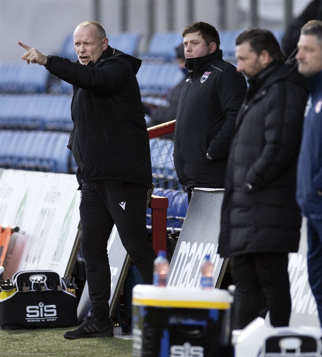 Picture - Ken Macpherson, Inverness. Ross County(4) v Aberdeen(1). 16.01.21. Ross County manager John Hughes.