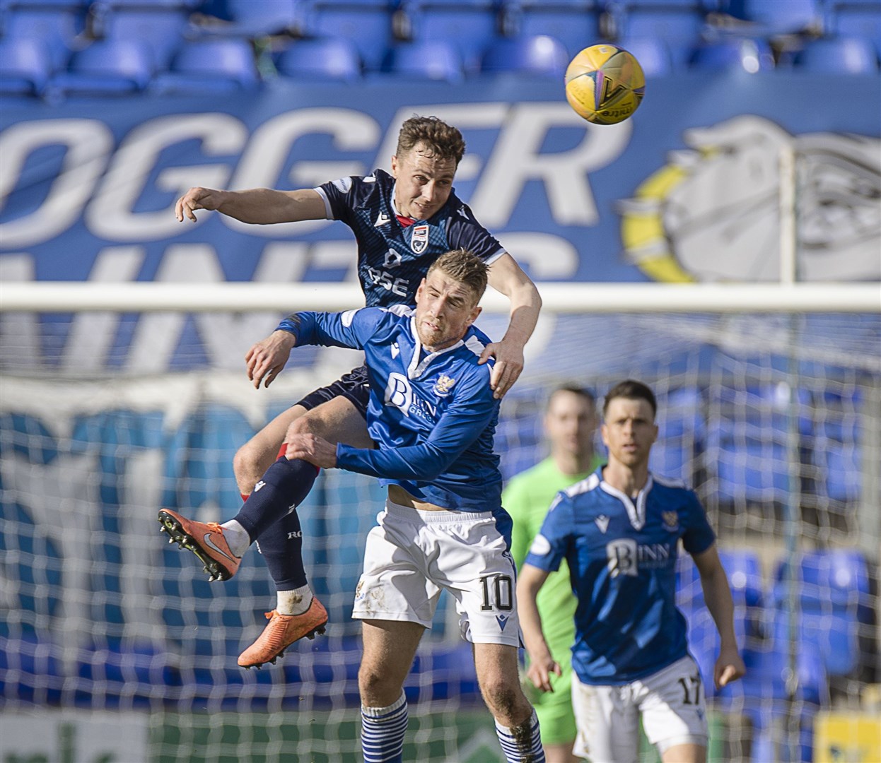 Picture - Ken Macpherson, Inverness. St. Johnstone(1) v Ross County(?0). 20.03.21. Ross County's Jordan Tillson rises above St.Johnstone's David Wotherspoon to head clear.
