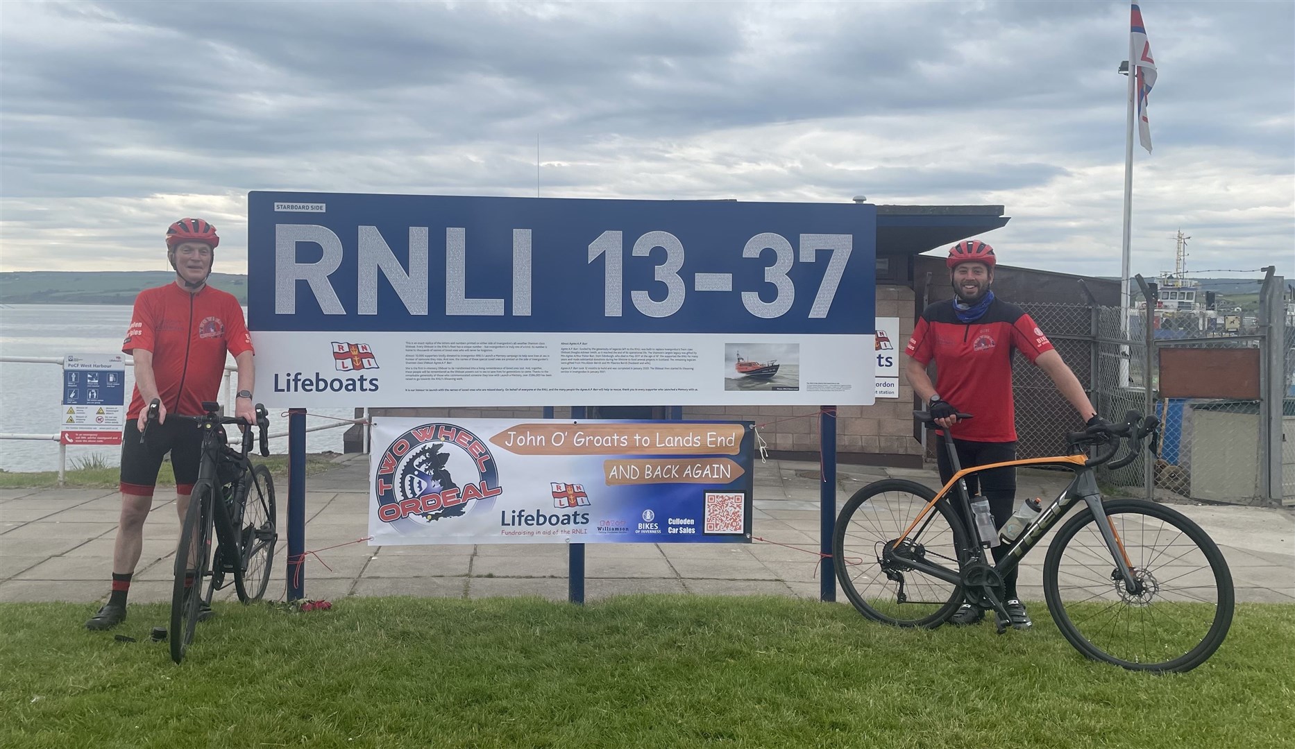 The duo popped in to see the Invergordon RNLI crew on their way south on the first day of the challenge.