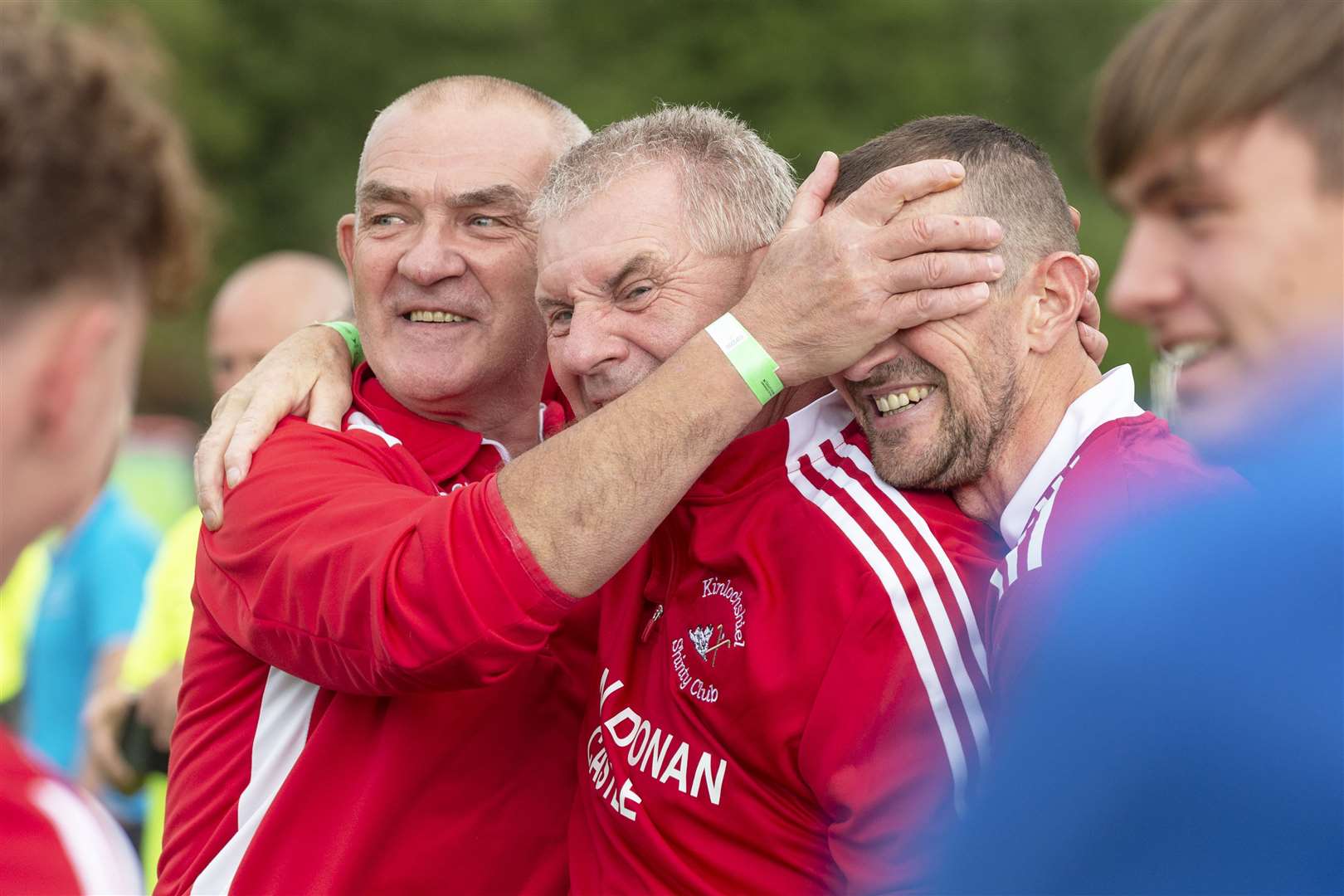 Kinlochshiel manager Johnstone Gill (left) celebrates full time with his bench. Lovat v Kinlochshiel in the Tulloch Homes Camanachd Cup Final, played at Mossfield, Oban.