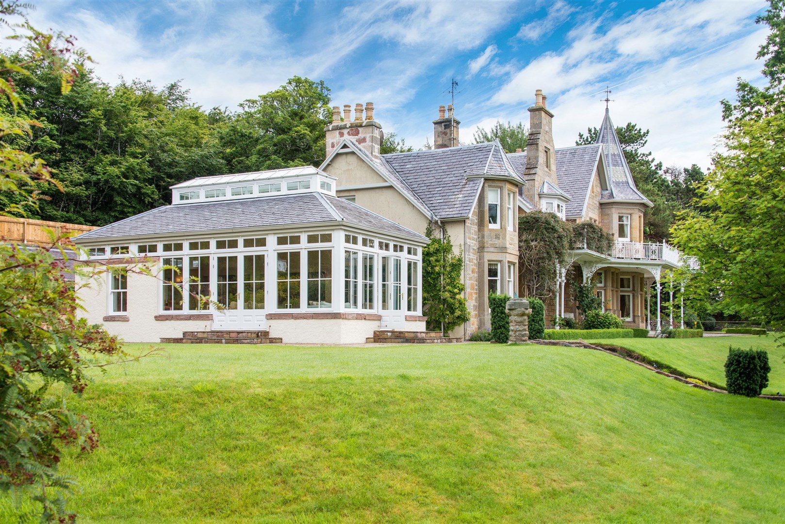 Kessock House comes with an price tag not far short of £1m.