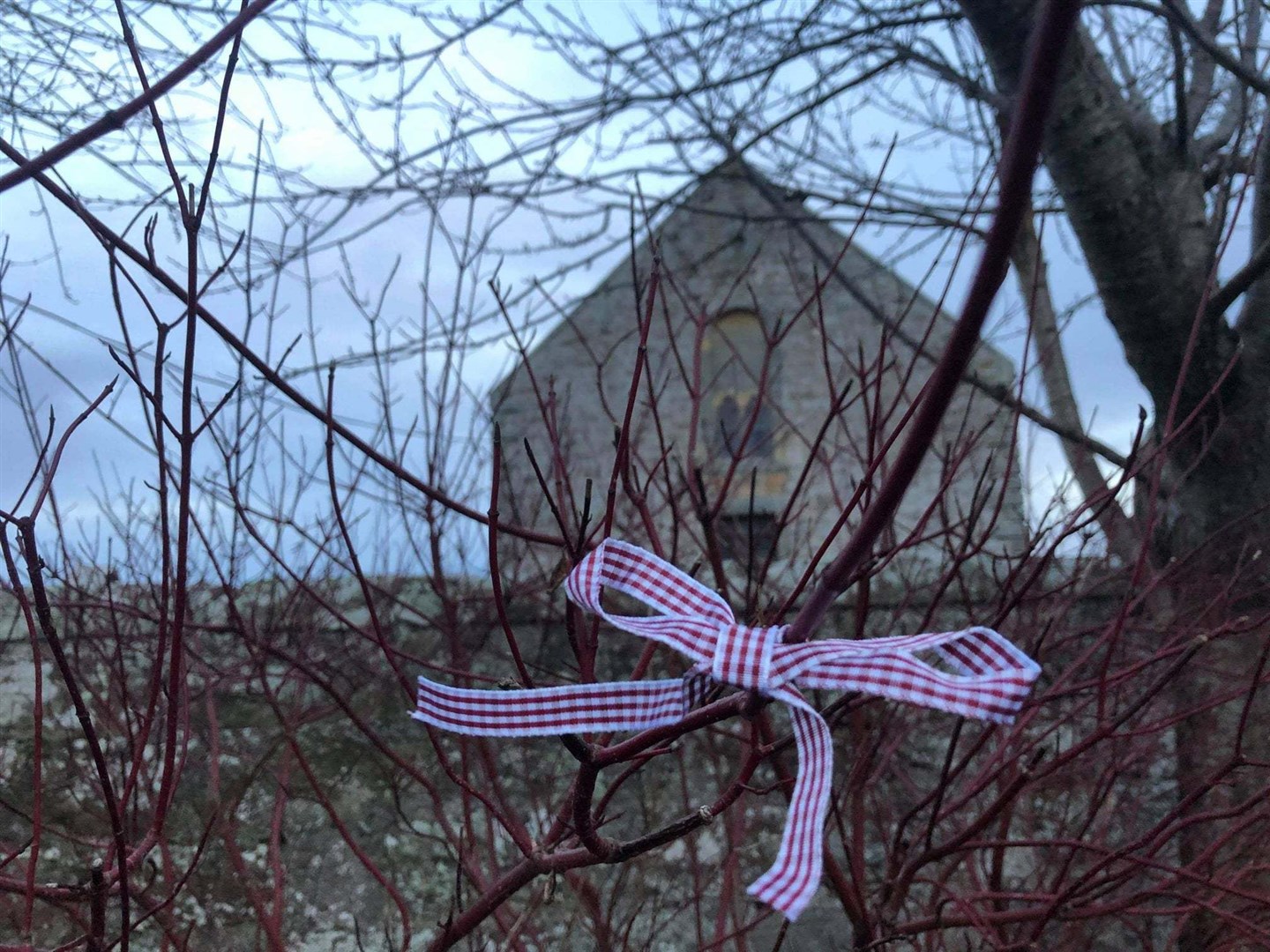 Kilmuir Easter Church is encouraging people to tie ribbons in the prayer corner.