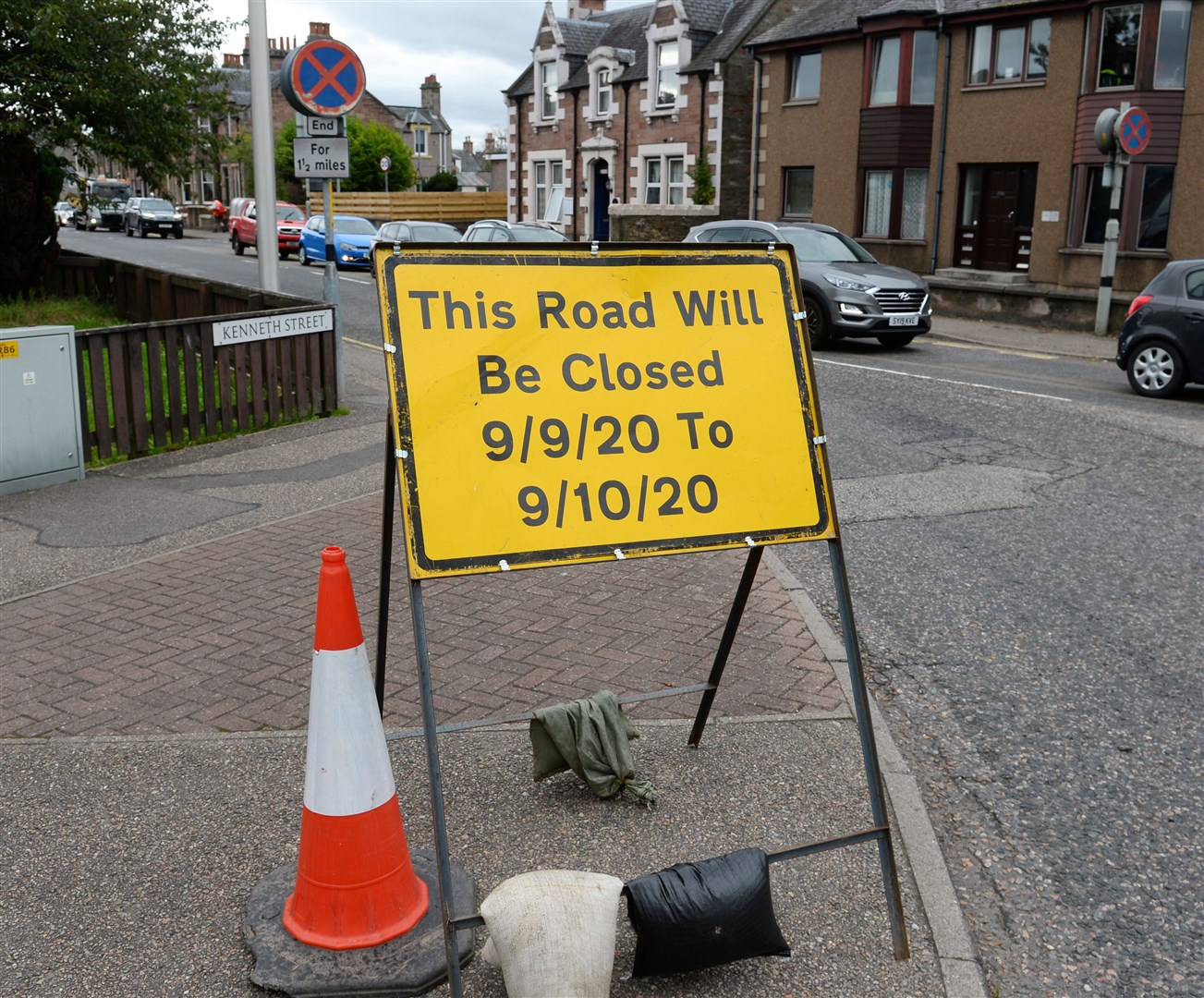 Impending road closure on Kenneth Street signs.Picture: Gary Anthony..