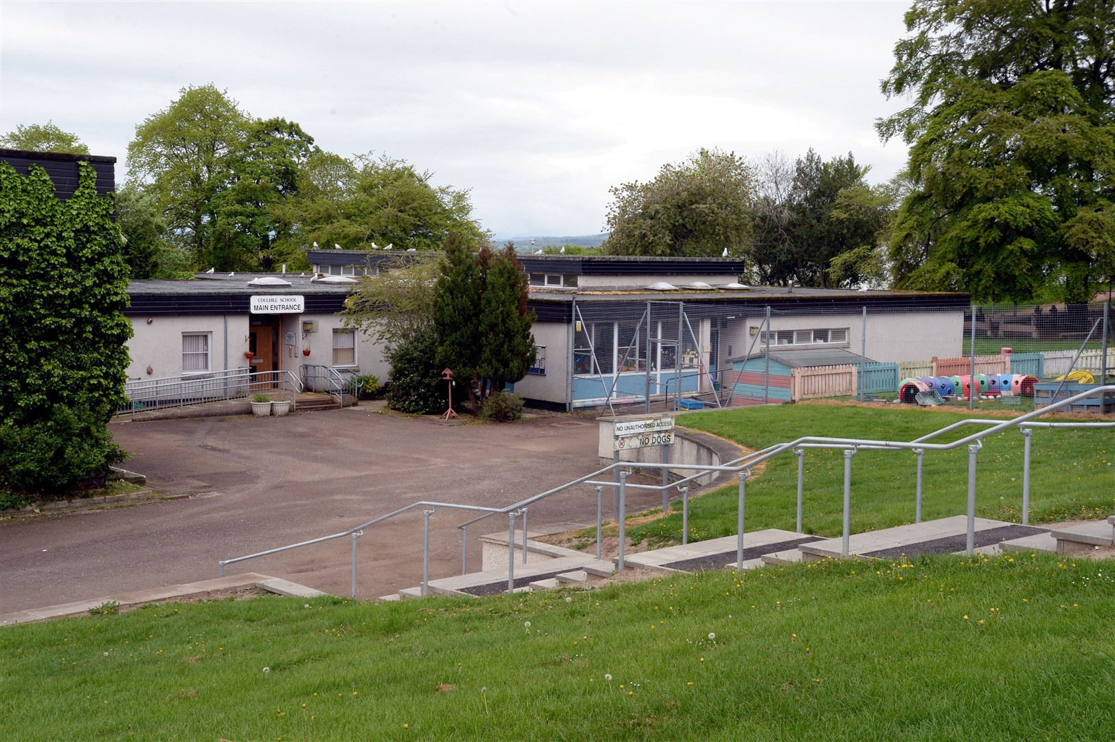 The nursery is in the grounds of Coulhill Primary School.