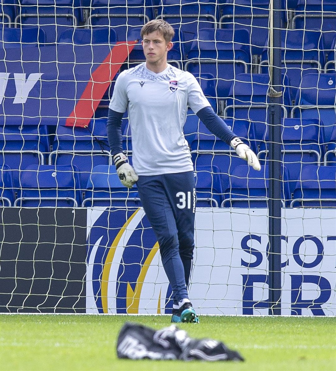 Ross Munro can often be seen helping Ross County's goalkeepers prepare on matchdays as he provides cover in Dingwall. Picture: Ken Macpherson