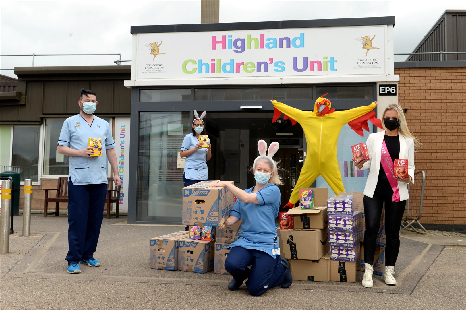 Hannah Webster delivers 290 Easter Eggs to the Raigmore children's ward.Peter Nowikowski, nursing auxiliary, Rebecca Abrahams, nursery nurse, Andrea Gilbert and Darren Pentecost, staff nurses, were happy to receive the gift from the Miss Teen Great Britain contestant. Picture: James Mackenzie