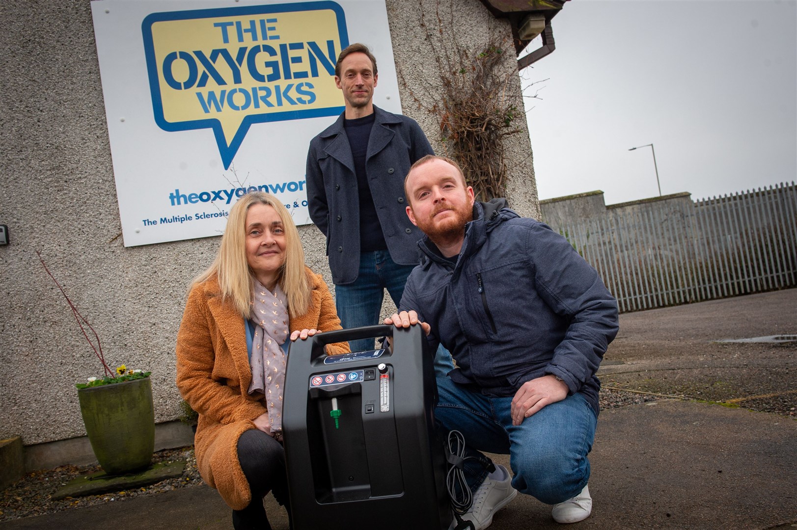 Alan's daughter Sharon Nichol and son Stuart (right) with Dan Jenkins chairman of The Oxygen Works.