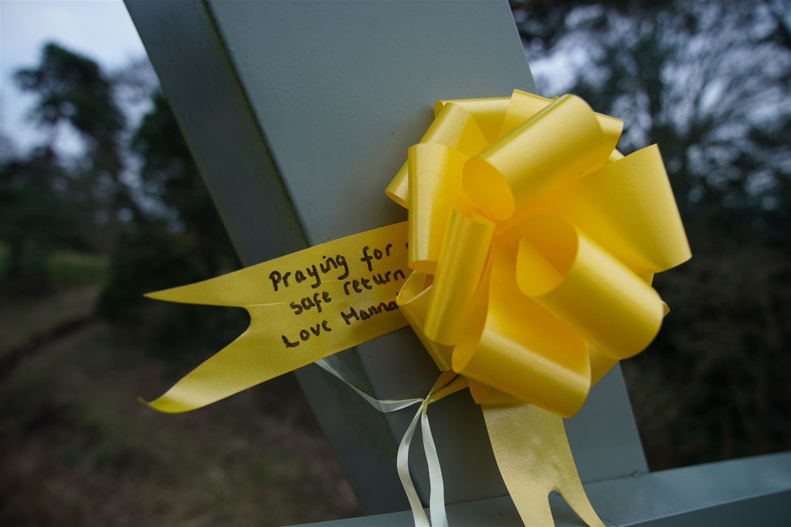 A yellow ribbon with a message for Nicola Bulley (Peter Byrne/PA)