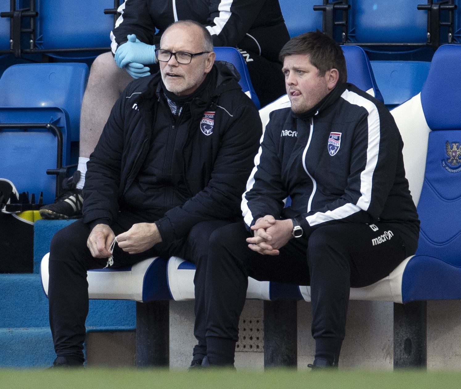 Picture - Ken Macpherson, Inverness. St. Johnstone(1) v Ross County(?0). 20.03.21. Ross County manager John Hughes and assistant manager Richie Brittain.