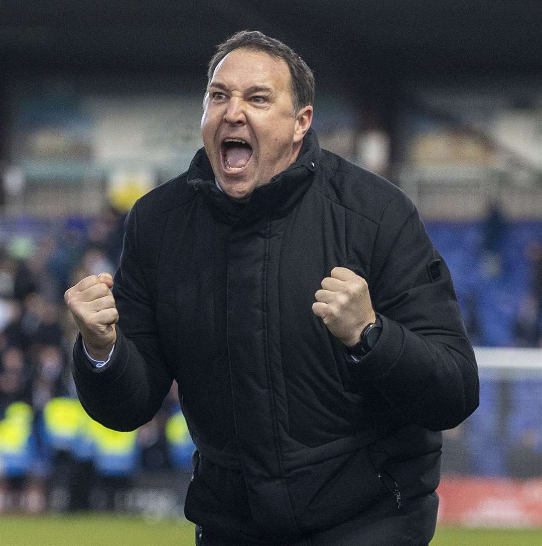 Malky Mackay celebrates a 2022 victory against St Johnstone.