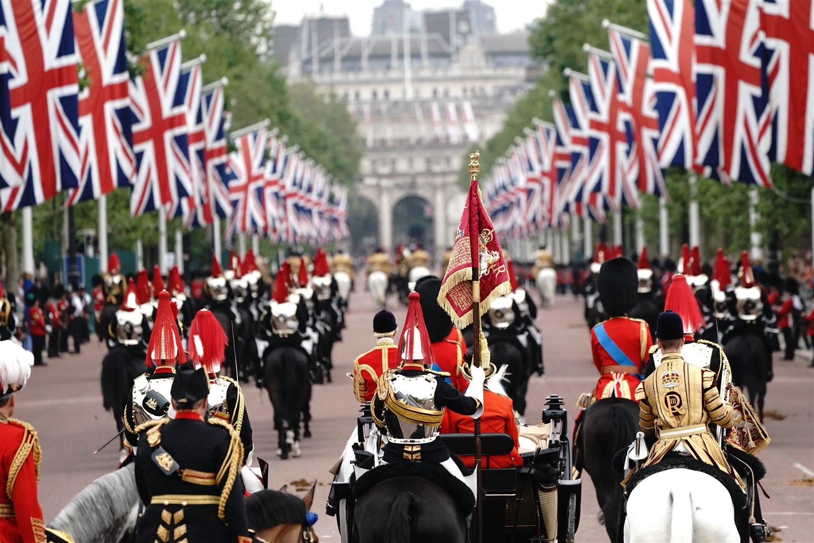 The view from Buckingham Palace down The Mall (Victoria Jones/PA)
