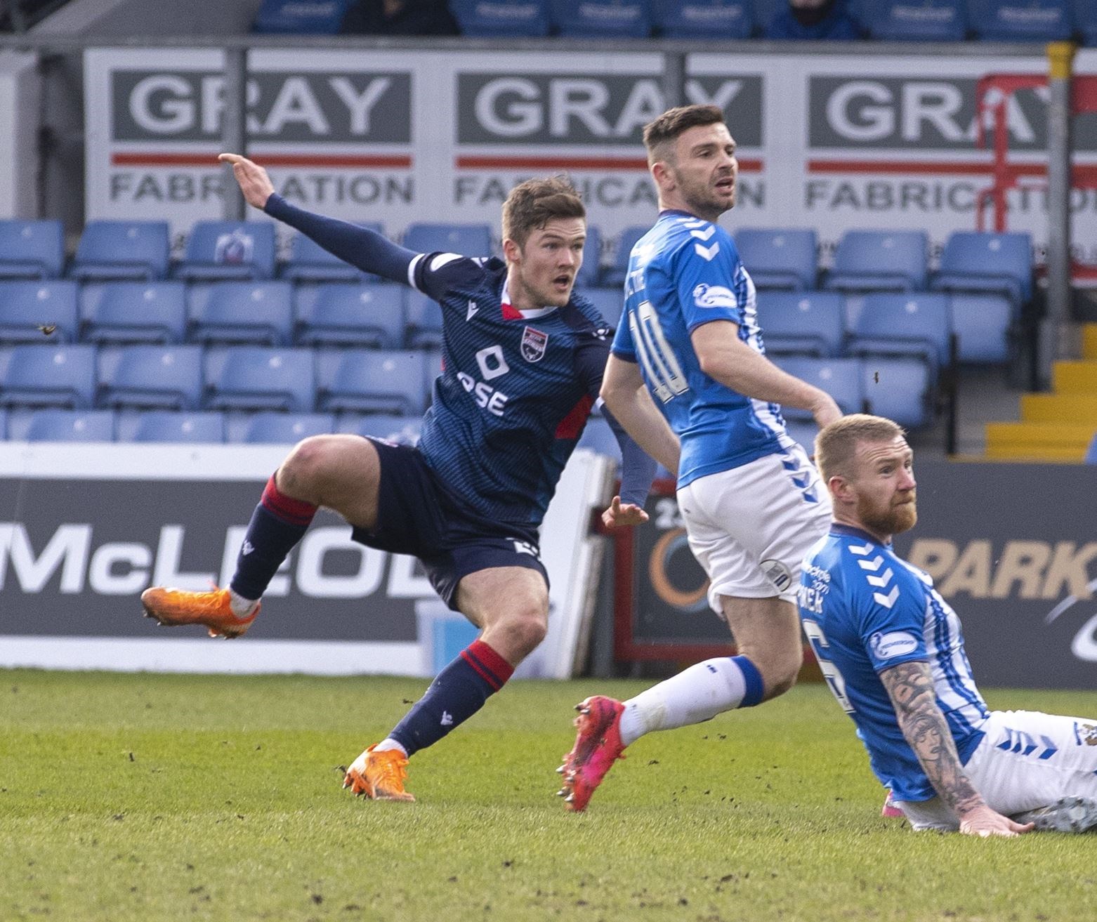 Blair Spittal has signed a new deal to stay at Ross County.